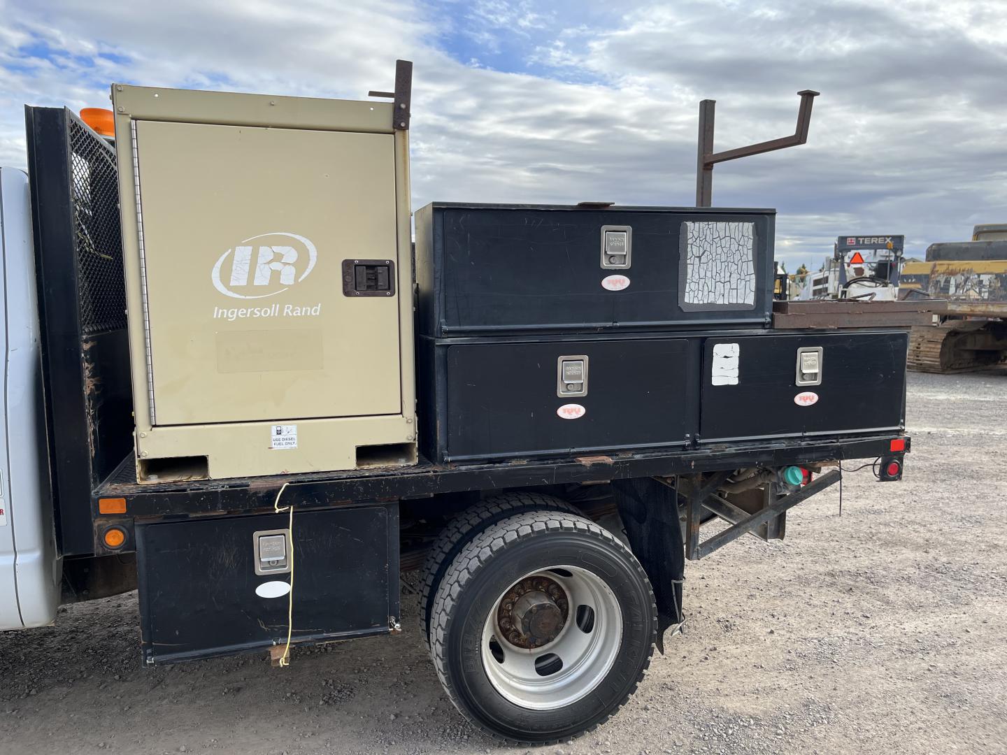 CAMIONETA DE SERVICIO DODGE RAM 4500